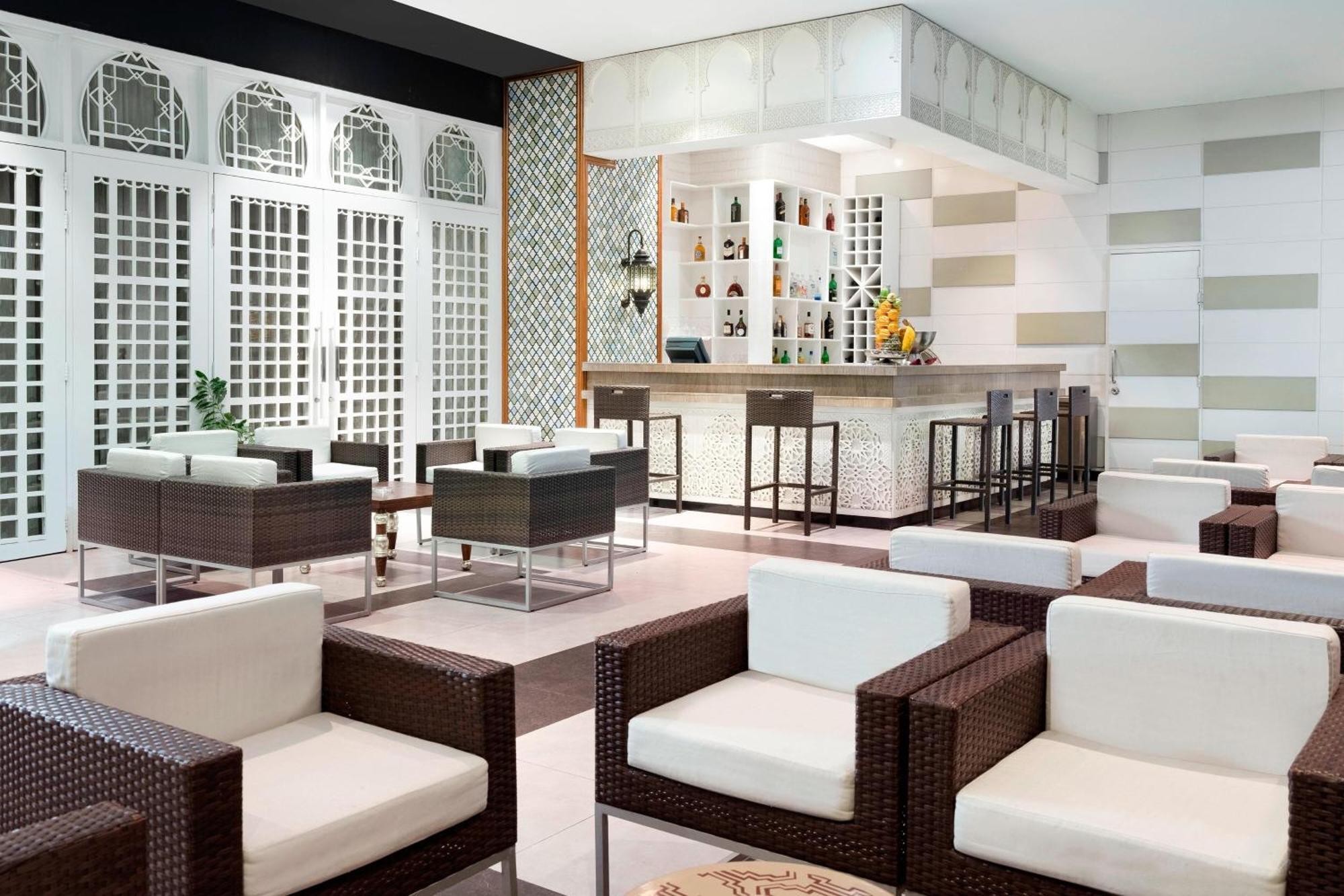 Le Meridien Dhaka Esterno foto