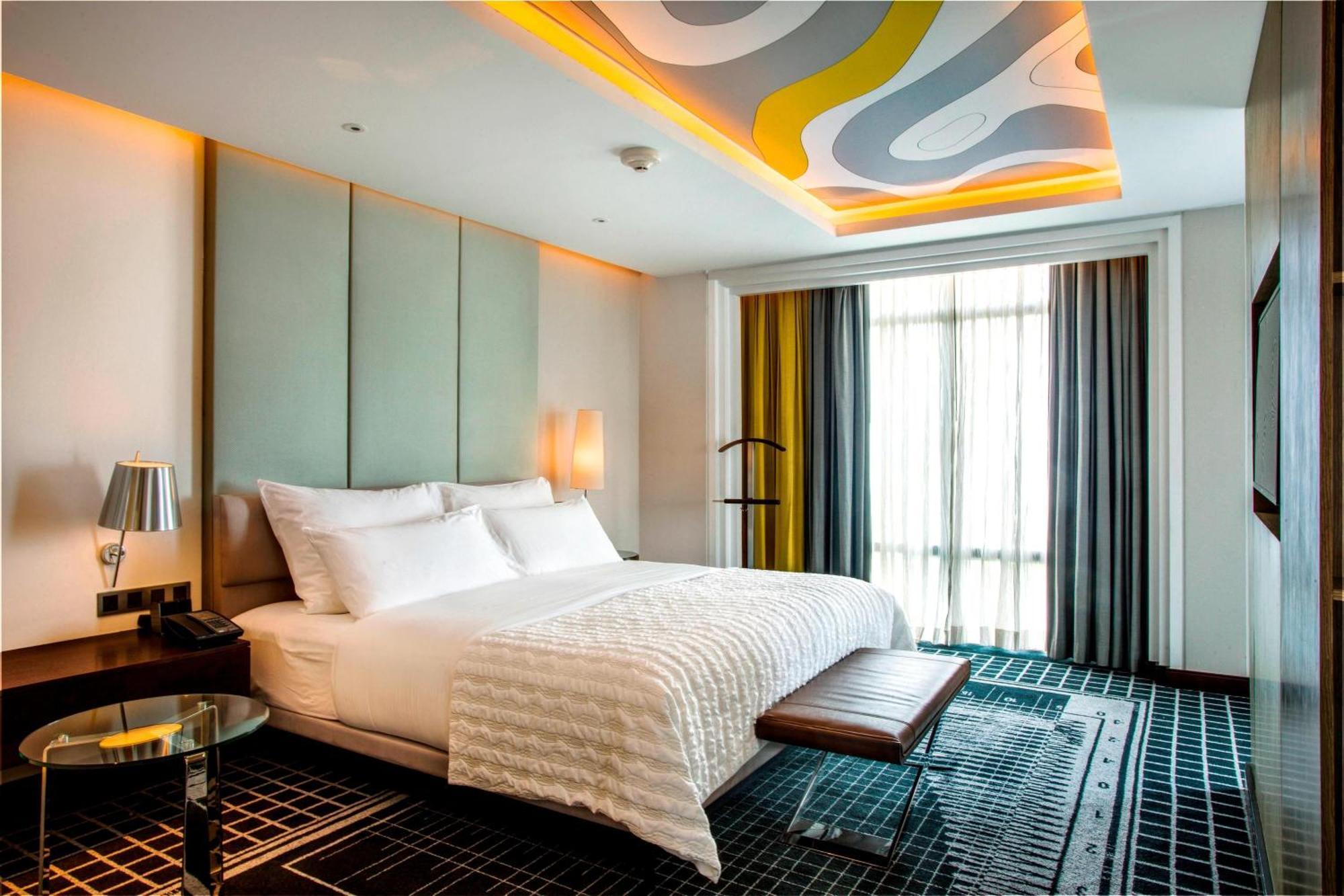 Le Meridien Dhaka Esterno foto